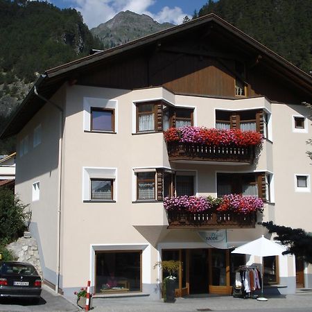 Apartment Christine Oettl Pfunds Rum bild