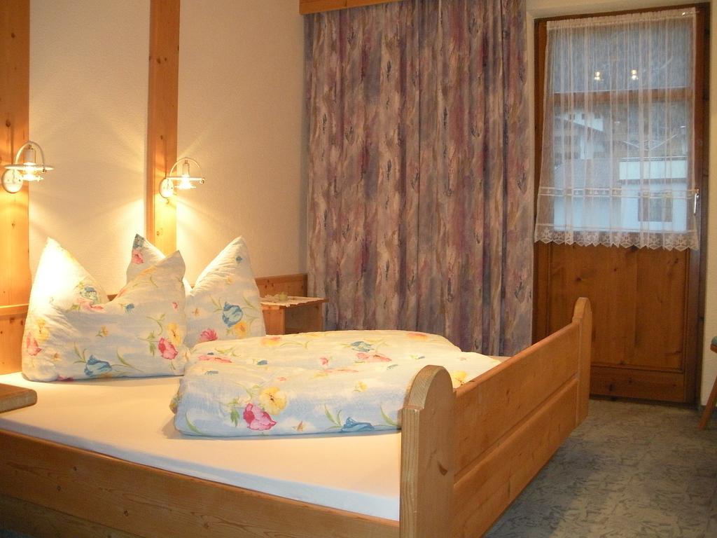 Apartment Christine Oettl Pfunds Rum bild